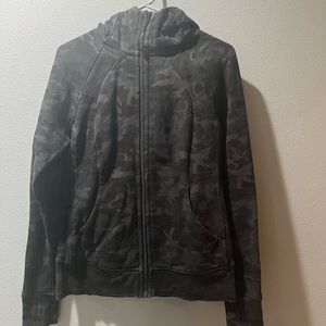 Lululemon camo zip up